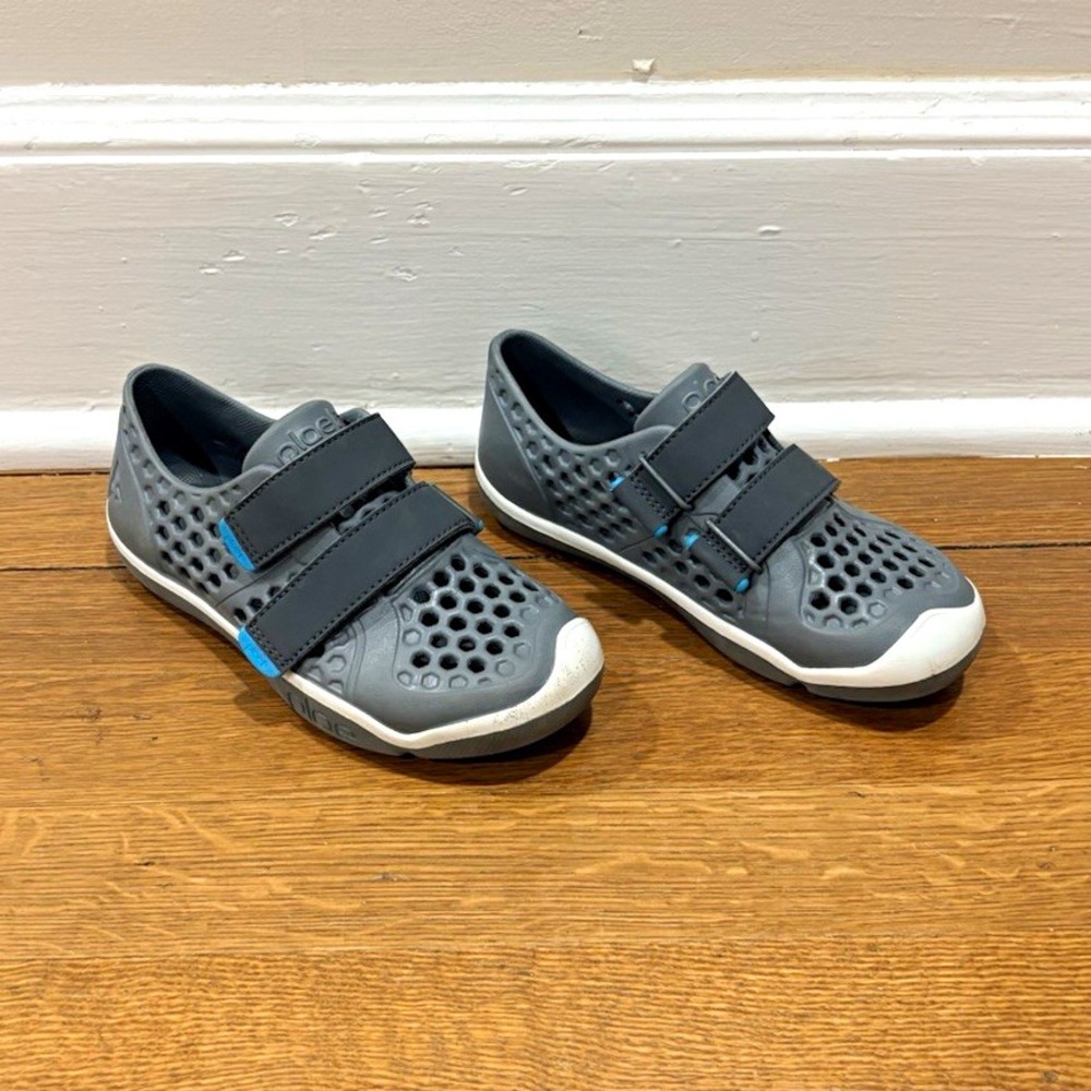 Plae Mimo Gray Blue Water Hook Loop Low Tops Shoes Unisex Kids Sz 13